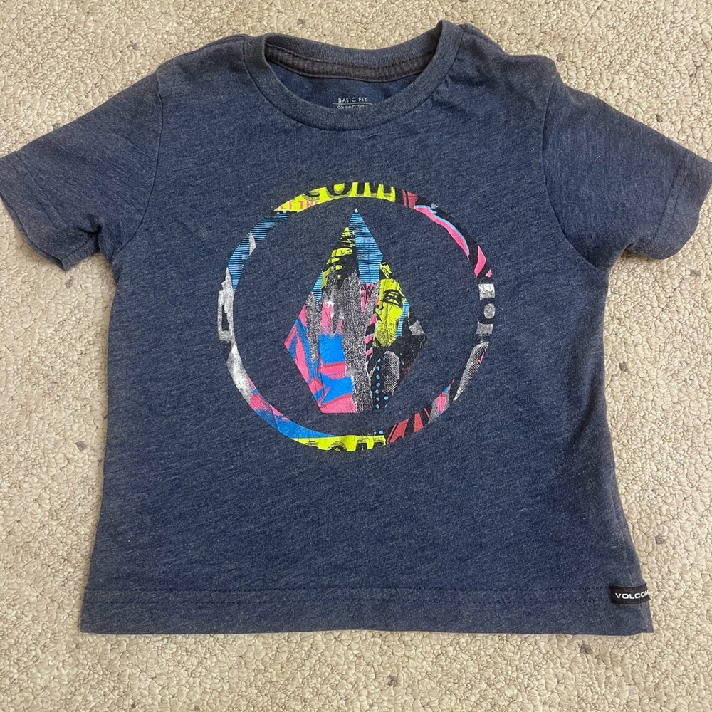 ➡️3 for $10⬅️ Volcom Kids Navy Graphic T-Shirt